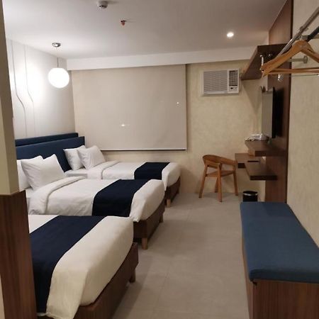 Athlete'S House Otel Imus Dış mekan fotoğraf
